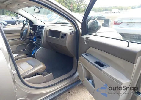 2007 Jeep Compass Limited from USA, damaged, VIN 1J8FT57WX7D178339